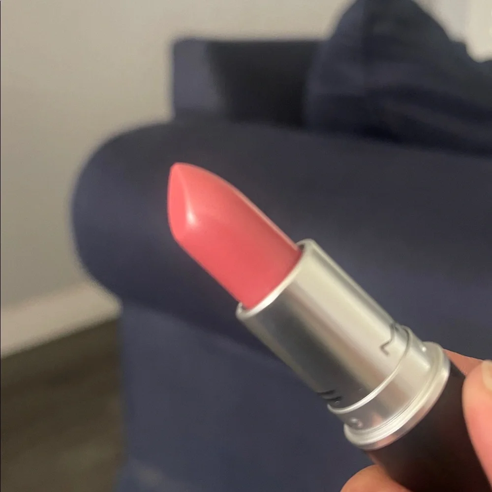 MAC Cosmetics Satin Lipstick in Brave